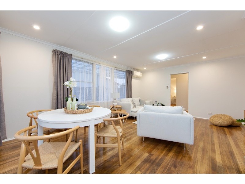 77 Monterey Boulevard, Frankston North VIC 3200