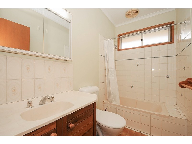 1A Aleppo Crescent, Frankston North VIC 3200