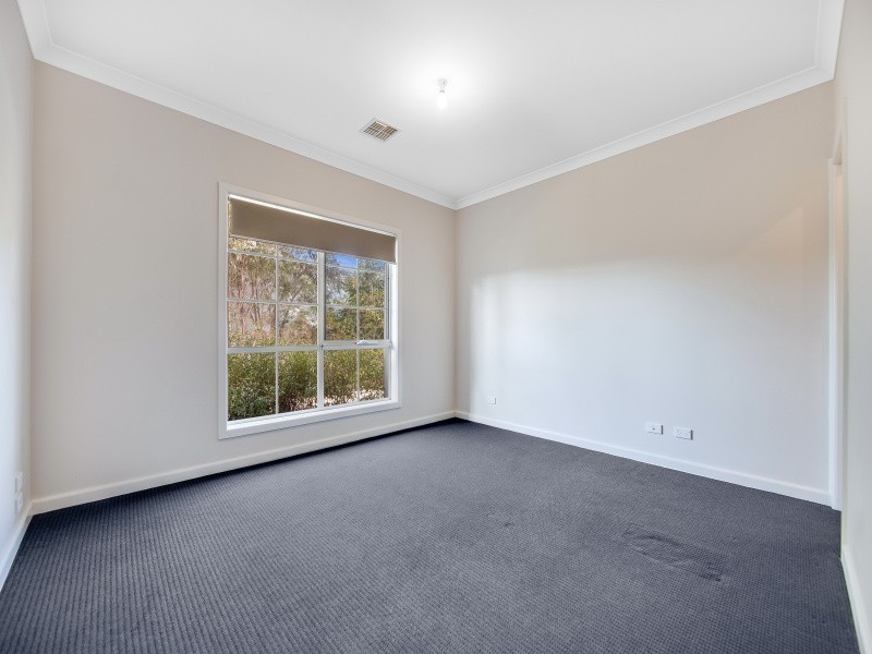 1/70 Mccomb Boulevard, Frankston South VIC 3199