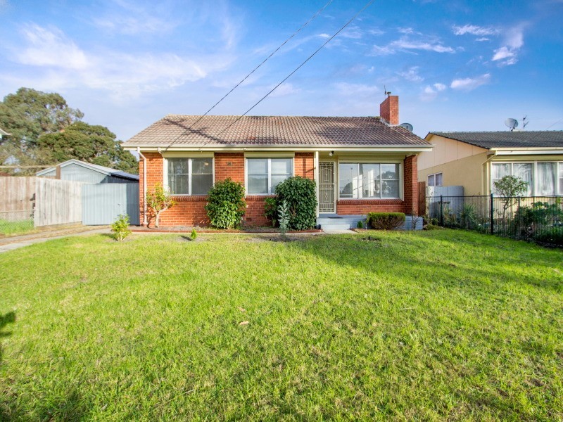 74 Forest Drive, Frankston North VIC 3200