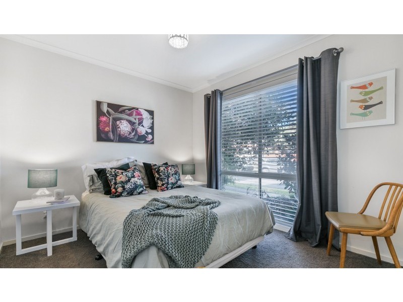 28 Hunt Drive, Seaford VIC 3198