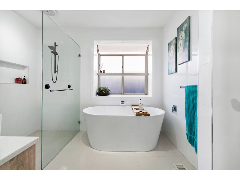 10 Burswood Close, Frankston South VIC 3199