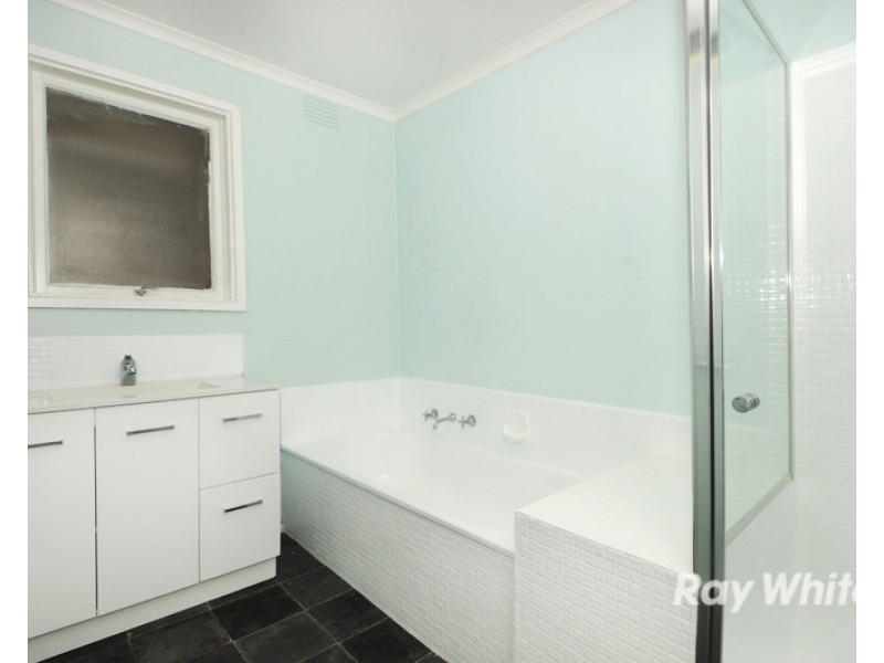 10 Durley Close, Frankston VIC 3199