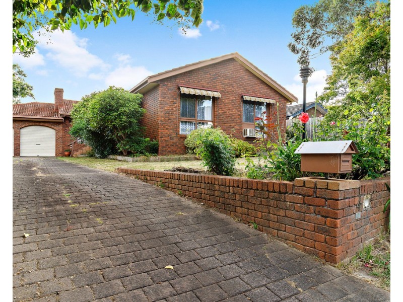 4 Ellesmere Court, Frankston VIC 3199