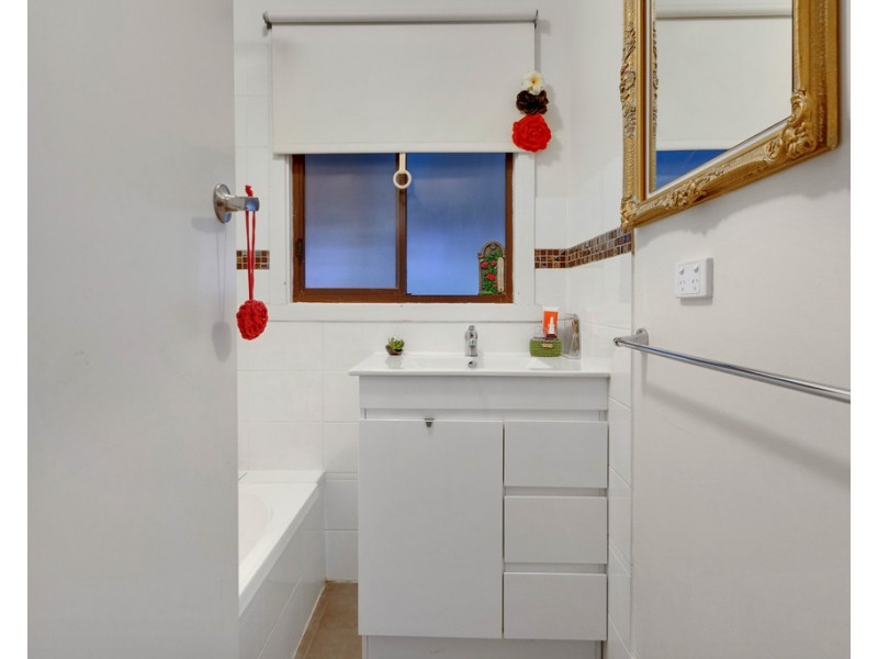 26 Nodding Avenue, Frankston North VIC 3200