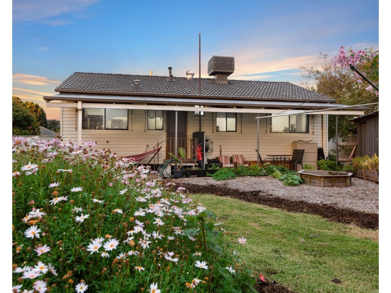 26 Nodding Avenue, Frankston North VIC 3200