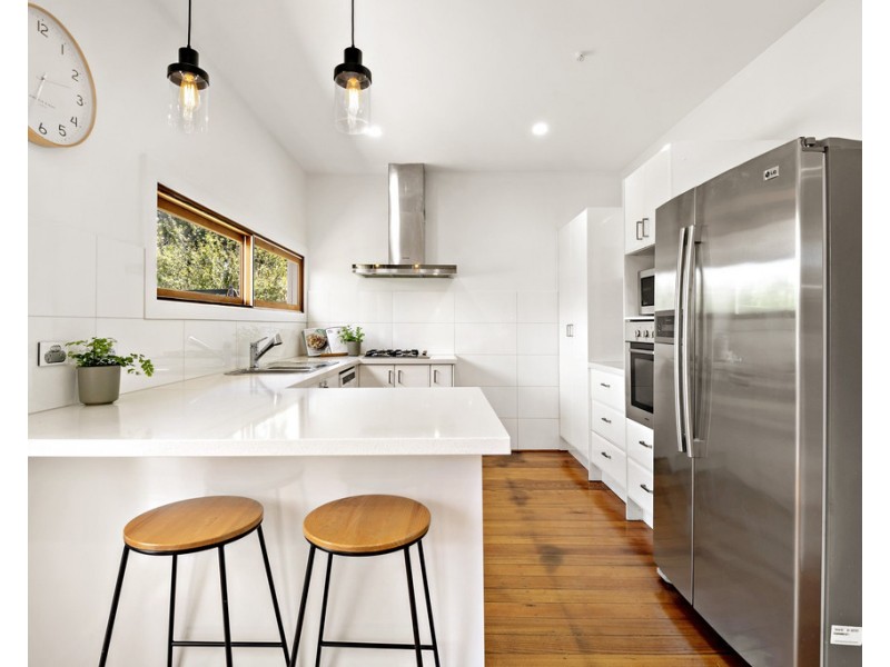 2 Wykeham Court, Frankston VIC 3199