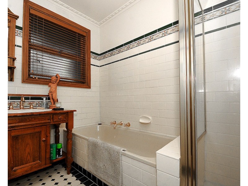 1 York Court, Frankston VIC 3199