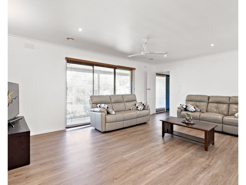 57 Bondi Avenue, Frankston VIC 3199