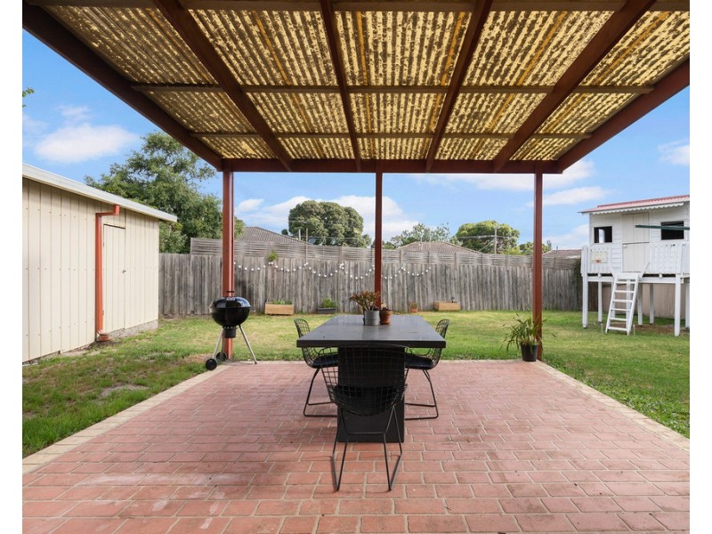 6 Juniper Court, Frankston North VIC 3200