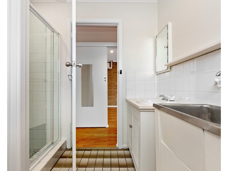 1/8A Carder Avenue, Seaford VIC 3198
