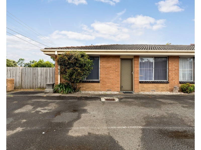 1/8A Carder Avenue, Seaford VIC 3198