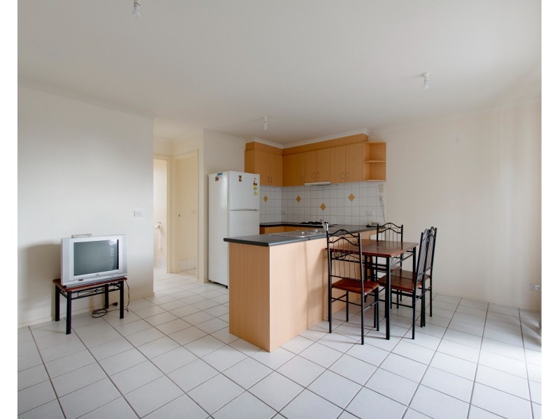 8/64 Lardner Road, Frankston VIC 3199