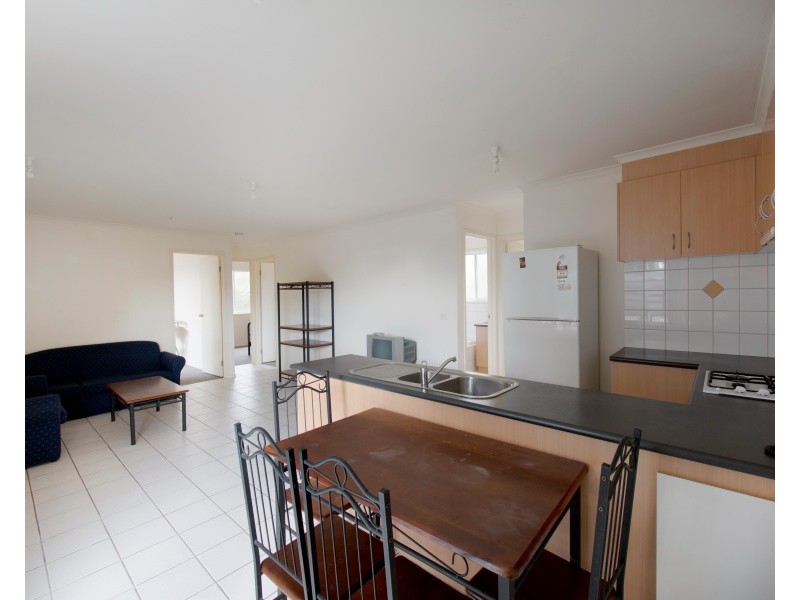 8/64 Lardner Road, Frankston VIC 3199