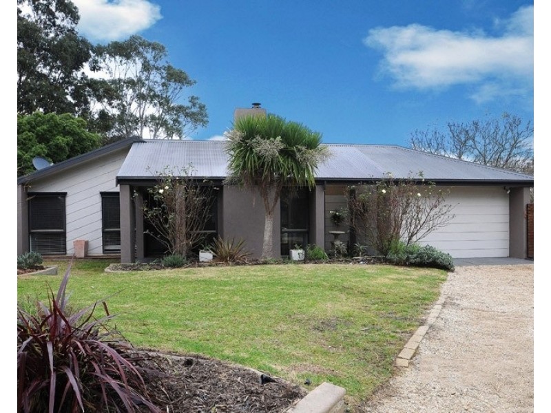 27 Balmerino Square, Frankston VIC 3199