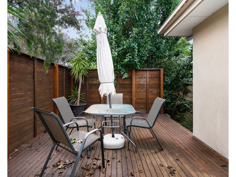 2/5 Heath Avenue, Frankston VIC 3199