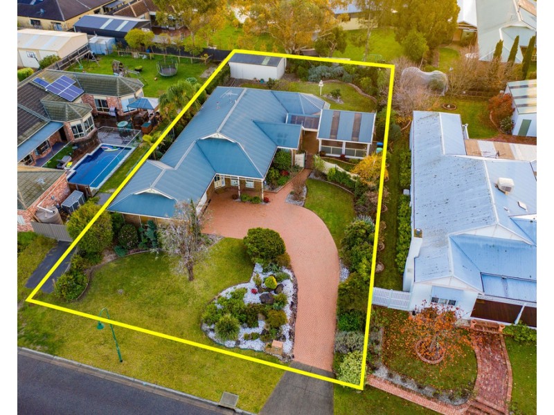 22 Secrets Way, Mount Martha VIC 3934