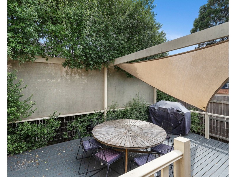 2/24-26 Robinia Street, Frankston VIC 3199
