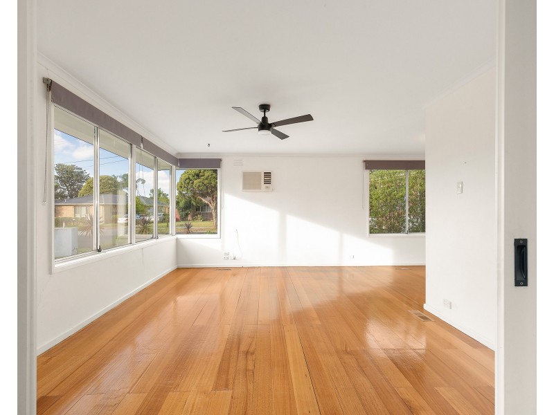 9 Benong Place, Frankston VIC 3199