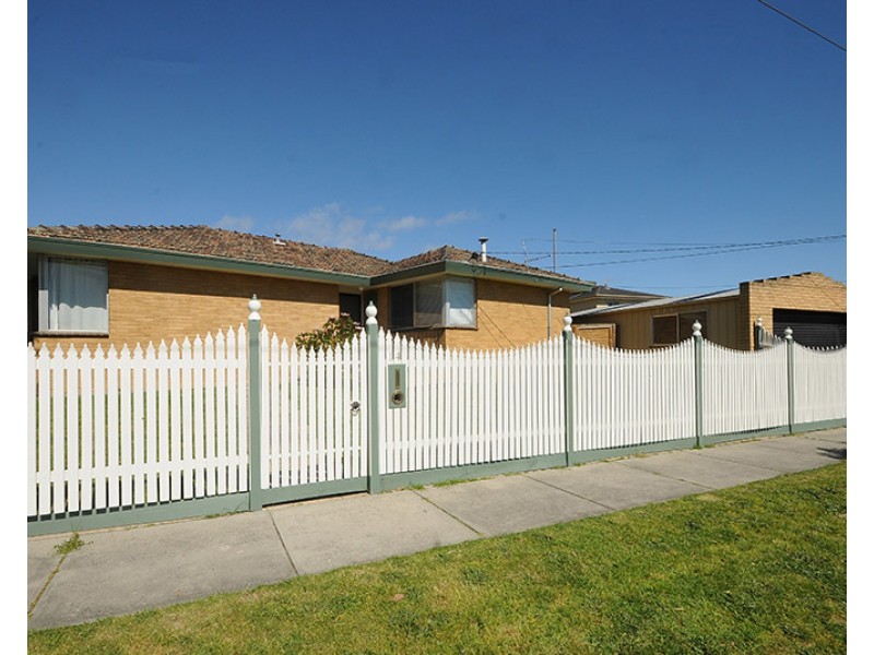 14 Culburra Avenue, Frankston VIC 3199