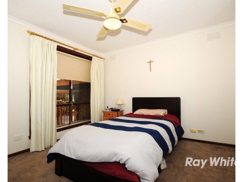 2/2 Holmes Street, Frankston VIC 3199
