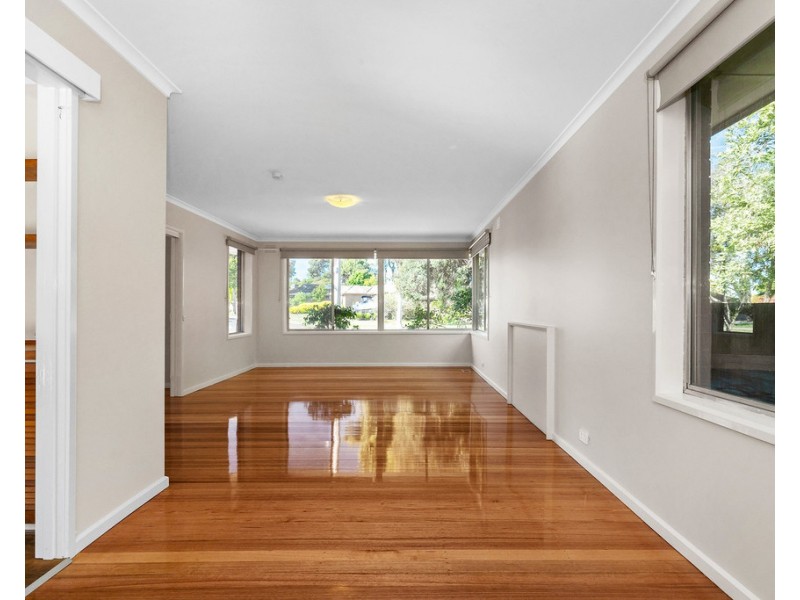 1 Emerson Close, Frankston VIC 3199