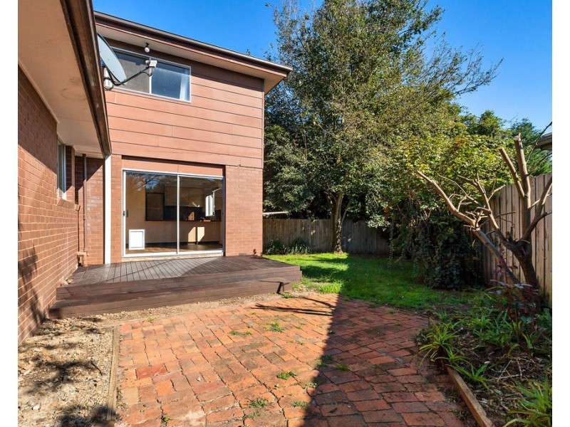 1 Emerson Close, Frankston VIC 3199