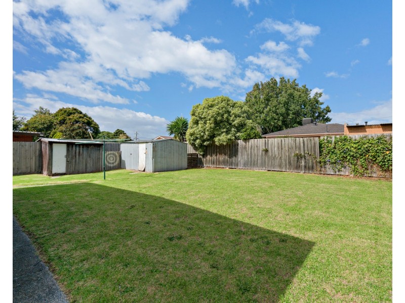 34 Whitewood Street, Frankston North VIC 3200
