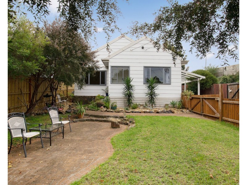 113 Beach Street, Frankston VIC 3199