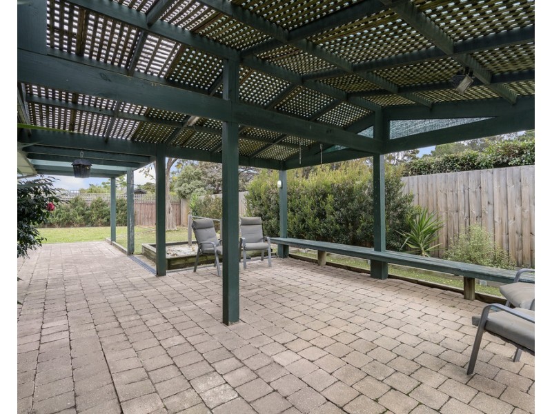 28 Emanuel Drive, Seaford VIC 3198