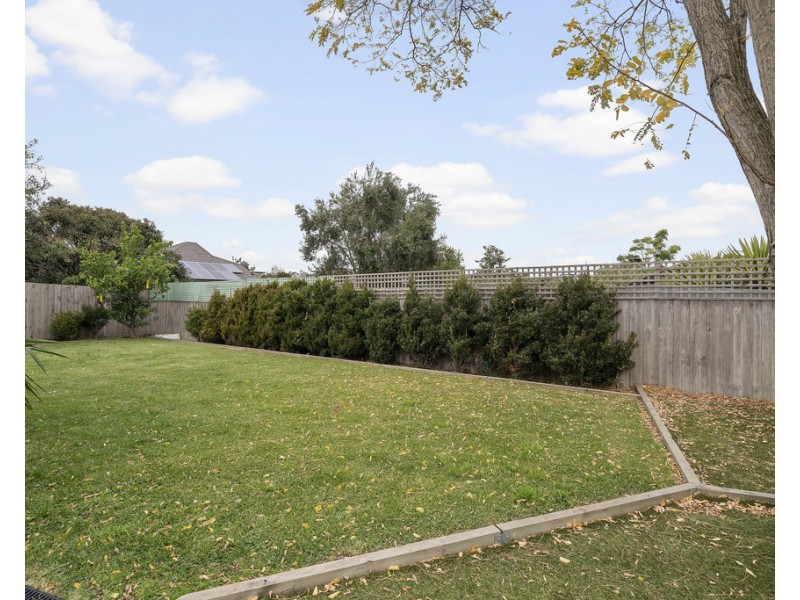 28 Emanuel Drive, Seaford VIC 3198