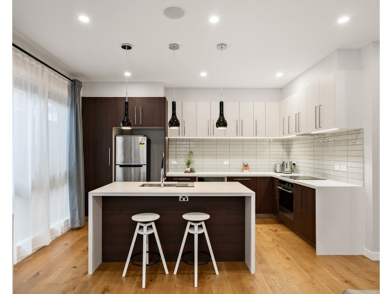 2/17B East Road, Seaford VIC 3198