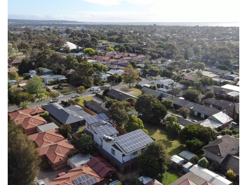 2/17B East Road, Seaford VIC 3198