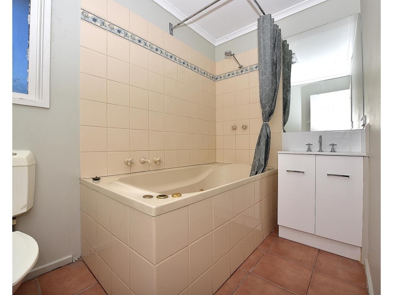 5 Lochaber Avenue, Frankston VIC 3199