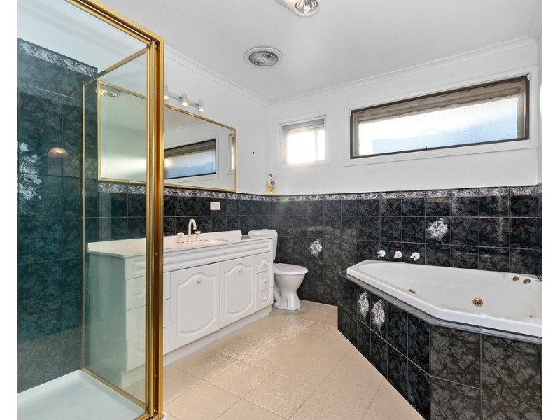 1 Pardalote Court, Mornington VIC 3931