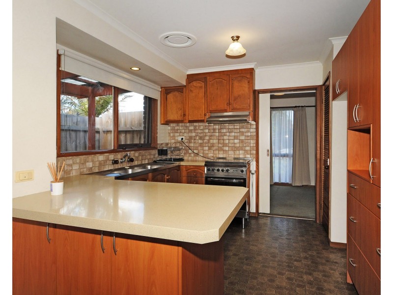 4 Fay Street, Seaford VIC 3198