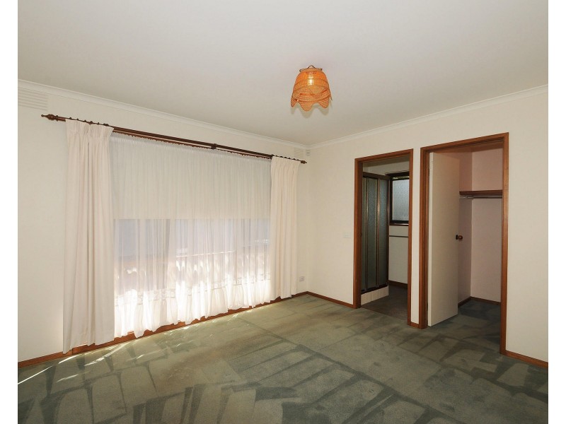 4 Fay Street, Seaford VIC 3198