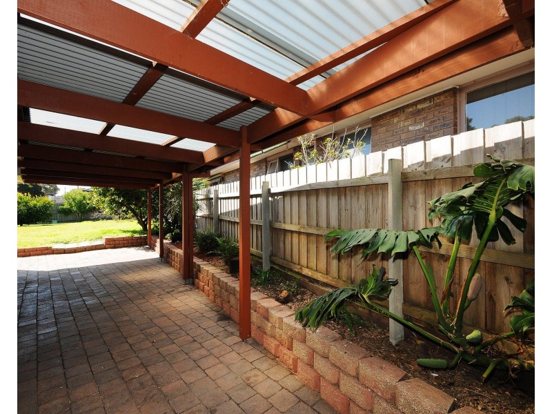 4 Fay Street, Seaford VIC 3198