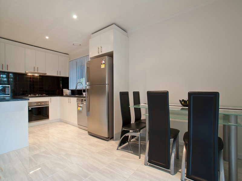 11 Meerlu Avenue, Frankston VIC 3199