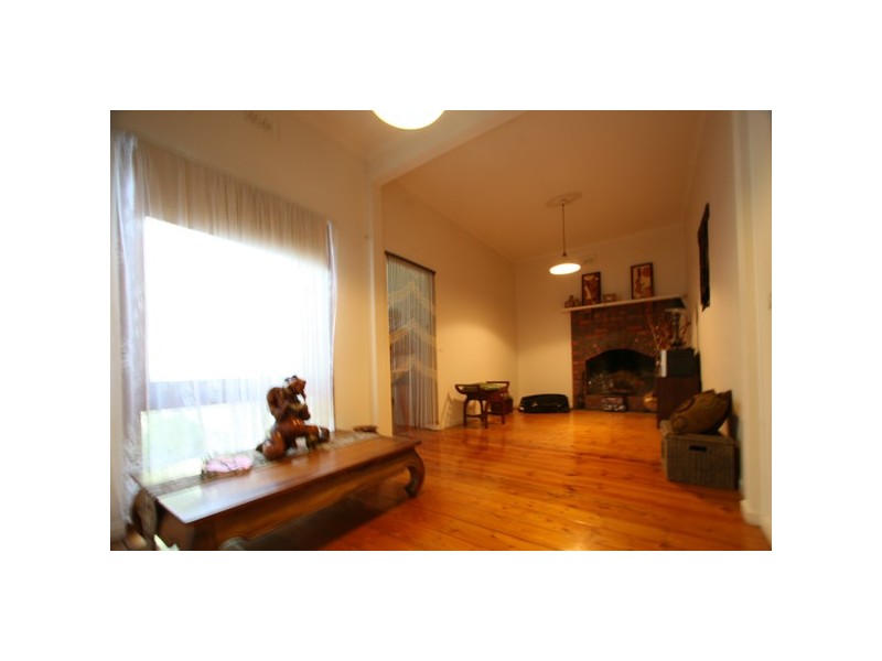 12 Overton Road, Frankston VIC 3199