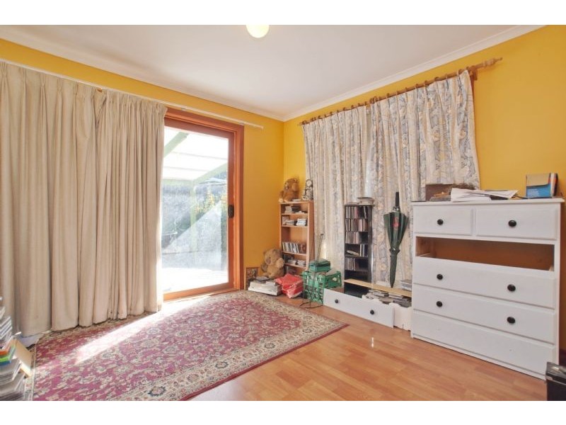43 Rowellyn Avenue, Carrum Downs VIC 3201