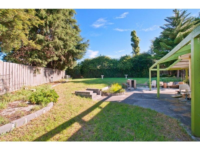 43 Rowellyn Avenue, Carrum Downs VIC 3201
