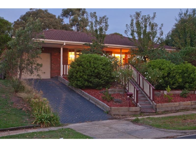 19 Gattinara Drive, Frankston VIC 3199