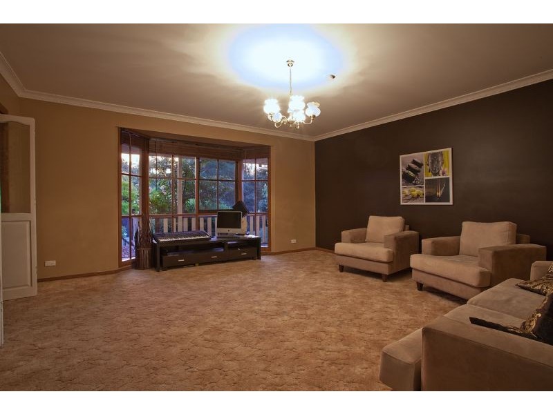 19 Gattinara Drive, Frankston VIC 3199