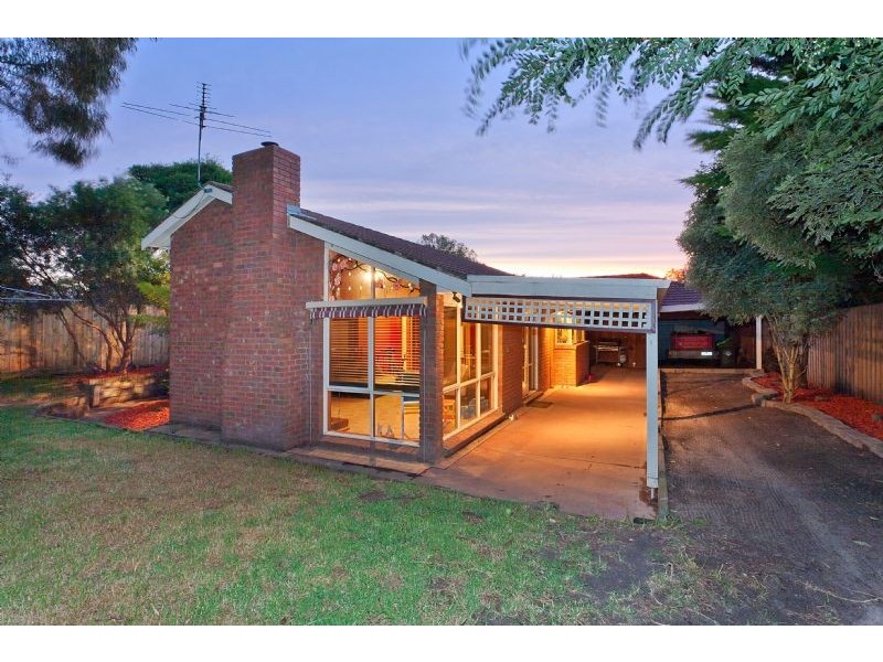 19 Gattinara Drive, Frankston VIC 3199