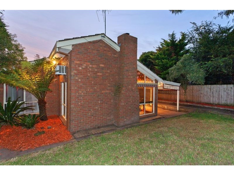 19 Gattinara Drive, Frankston VIC 3199