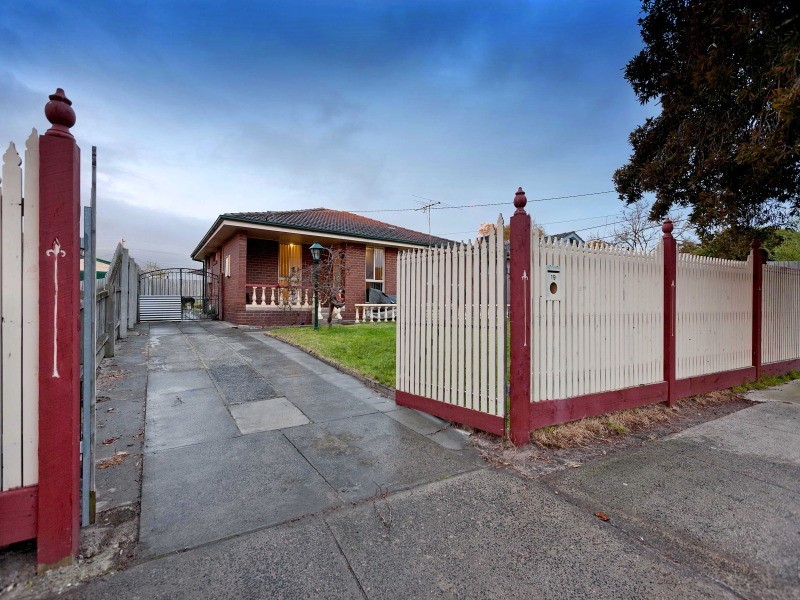 19 Hoya Crescent, Frankston North VIC 3200