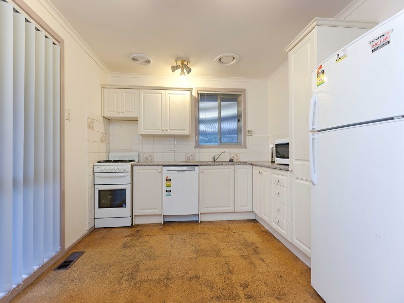 19 Hoya Crescent, Frankston North VIC 3200