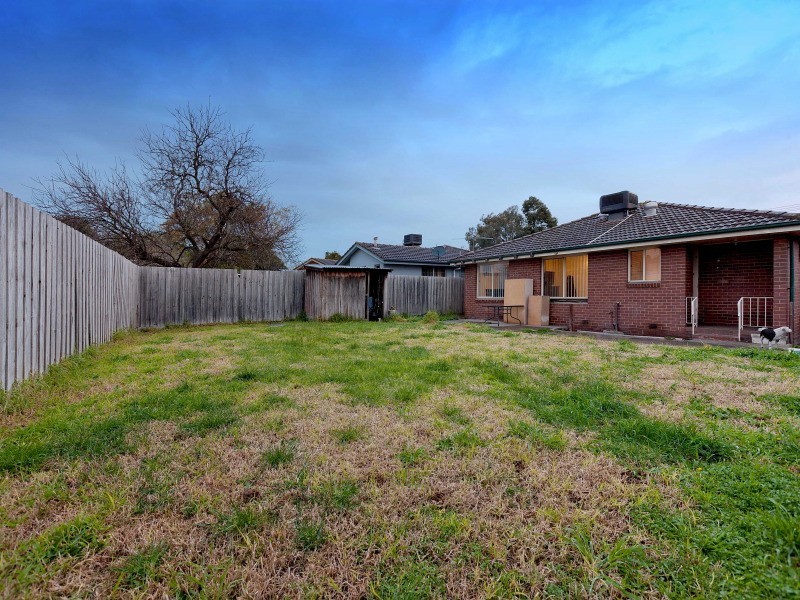 19 Hoya Crescent, Frankston North VIC 3200