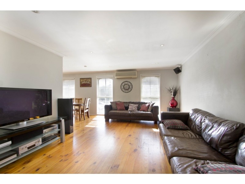 53 Raphael Crescent, Frankston VIC 3199